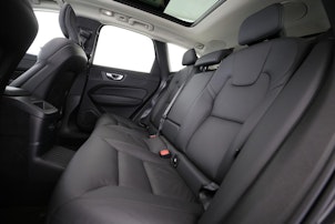 Vehicle image VOLVO XC60 2.0 T6 TE Ultimate Dark eAWD