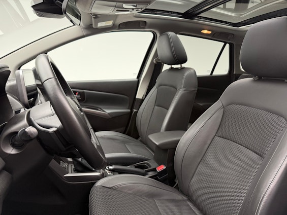 Vehicle image 5 Vehicle image 5