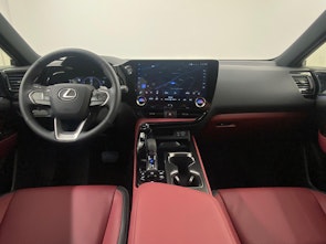 Vehicle image LEXUS NX 450h+ Comfort