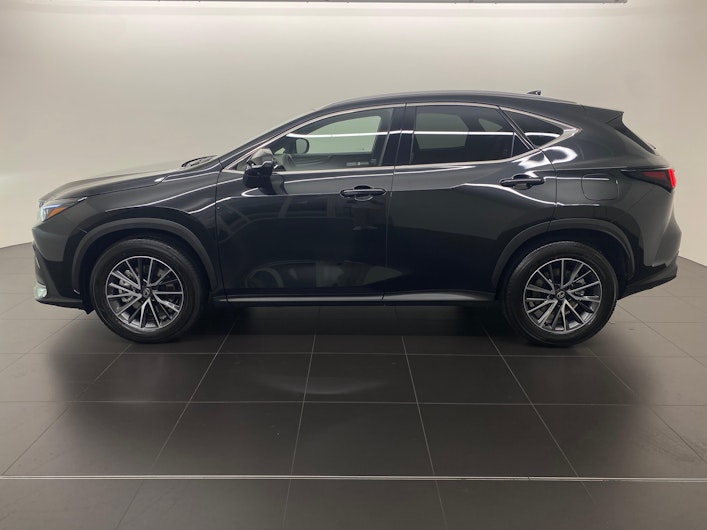 Vehicle image LEXUS NX