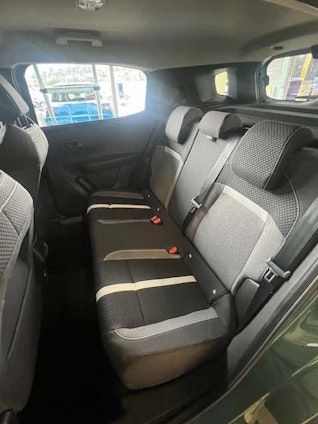 Vehicle image 7 Vehicle image 7