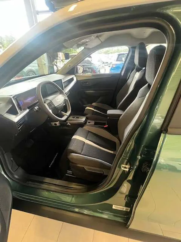 Opel Frontera 1.2 T HEV 145 Edition