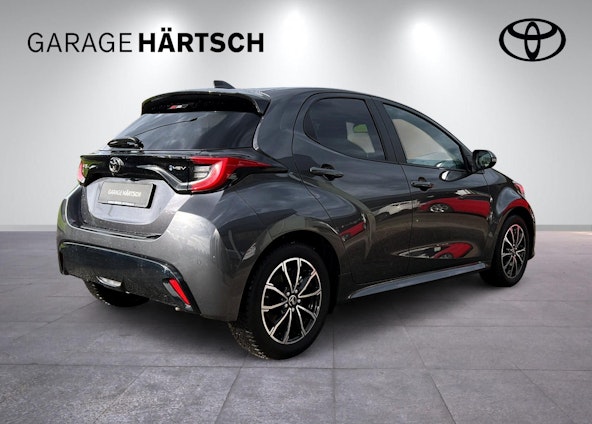 Vehicle image 6 Vehicle image 6