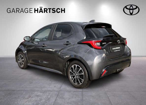 Vehicle image 3 Vehicle image 3