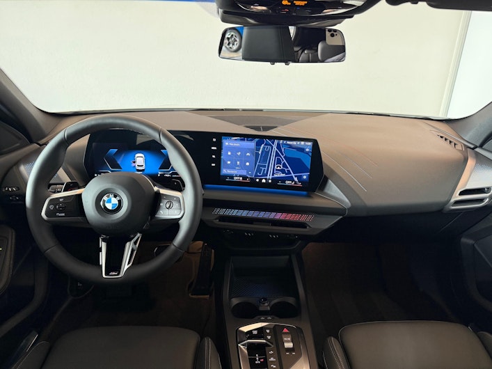 Vehicle image BMW 1 SERIES