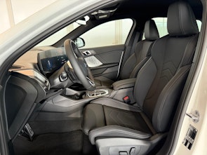 Vehicle image BMW 120i