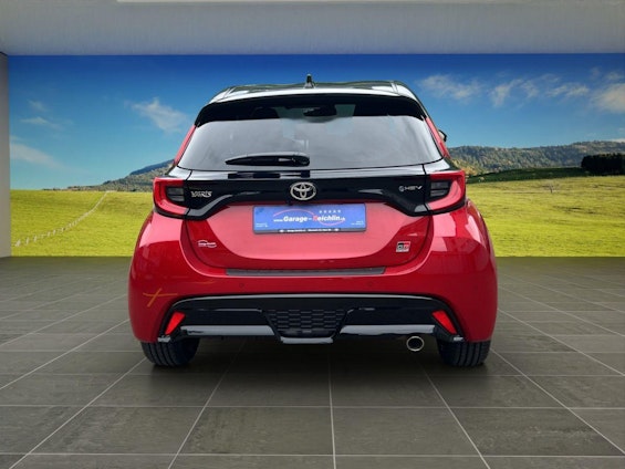 Vehicle image 3 Vehicle image 3