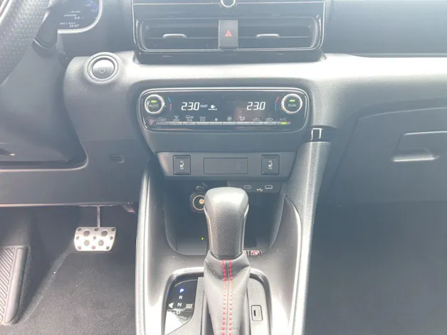 Toyota Yaris 1.5 VVT-i HSD GR Sport 130
