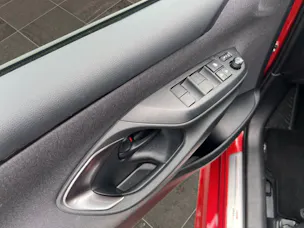Toyota Yaris 1.5 VVT-i HSD GR Sport 130