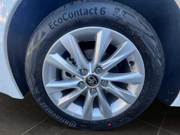 Toyota Corolla Touring Sports 1.8 HSD Comfort