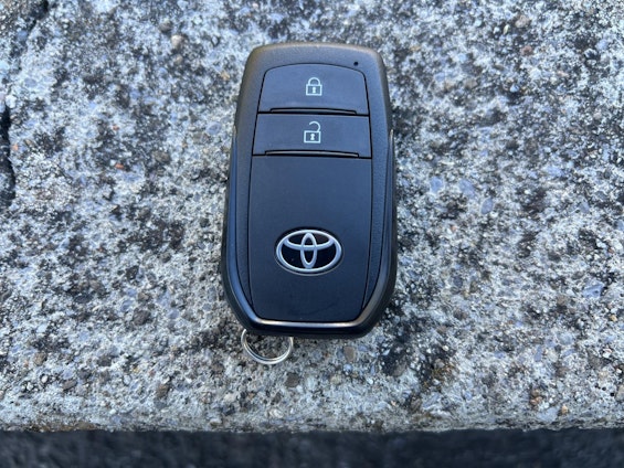 Vehicle image 18 Vehicle image 18