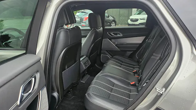Land Rover Range Rover Velar 2.0 T R-Dynamic HSE