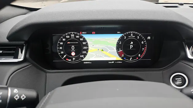 Land Rover Range Rover Velar 2.0 T R-Dynamic HSE