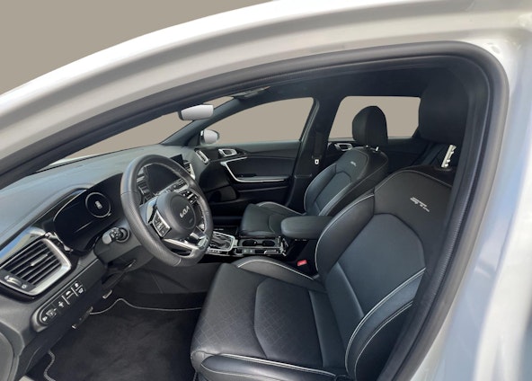 Vehicle image 9 Vehicle image 9