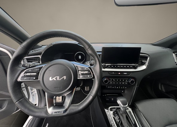 Vehicle image 12 Vehicle image 12