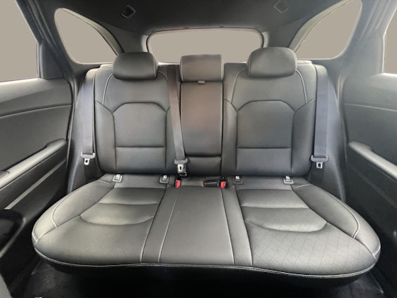 Vehicle image 11 Vehicle image 11