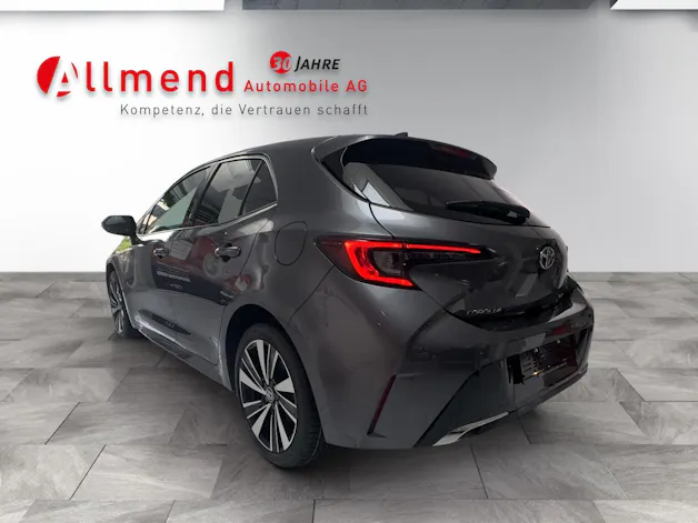 Toyota Corolla 1.8 HSD Trend