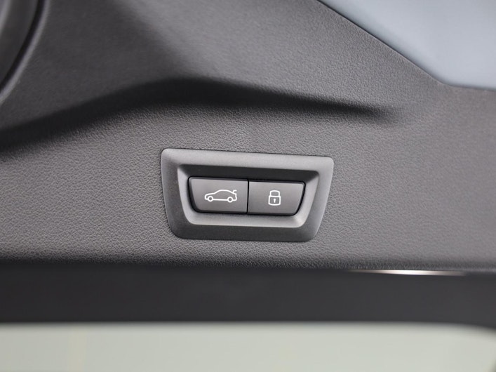 Vehicle image BMW X5