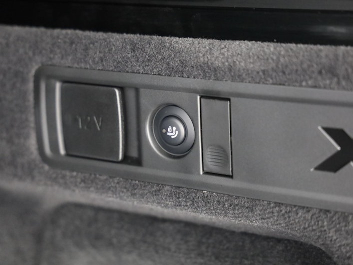 Vehicle image BMW X5