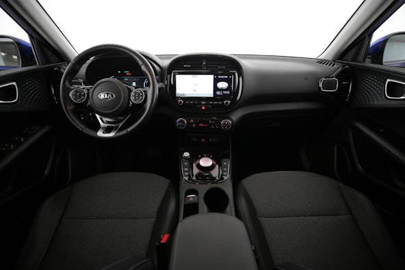 Vehicle image 4 Vehicle image 4