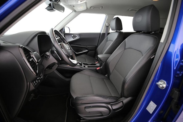 Vehicle image 3 Vehicle image 3