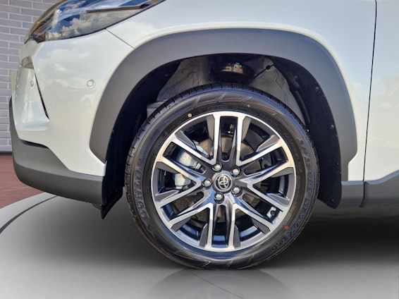 Vehicle image 6 Vehicle image 6