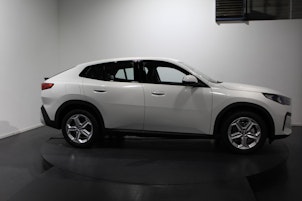 Vehicle image BMW iX2 20 eDrive