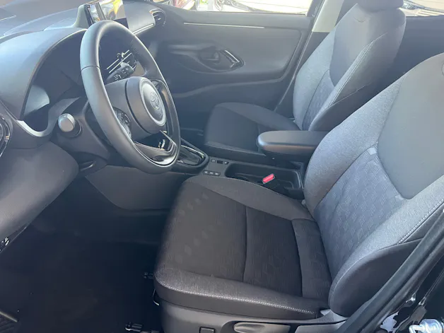 Toyota Yaris 1.5 VVT-i HSD Trend