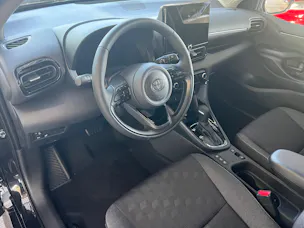 Toyota Yaris 1.5 VVT-i HSD Trend