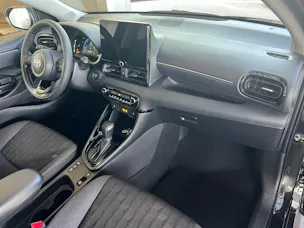 Toyota Yaris 1.5 VVT-i HSD Trend