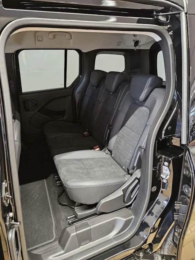 Mercedes-Benz EQT 200 Progressive Van
