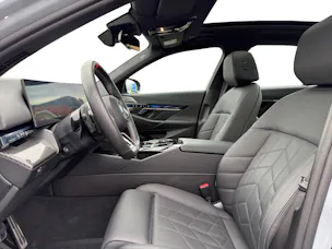 BMW i5 M60 xDrive