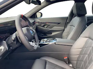 BMW i5 M60 xDrive