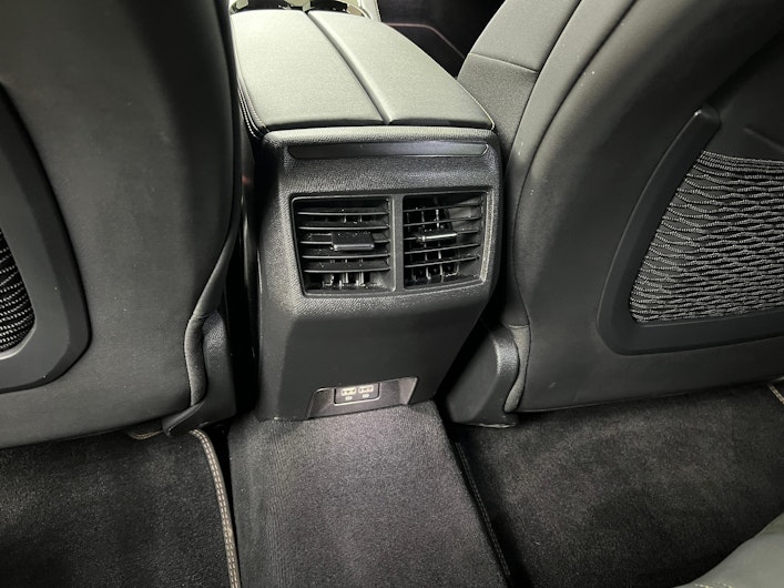 Vehicle image PEUGEOT 508