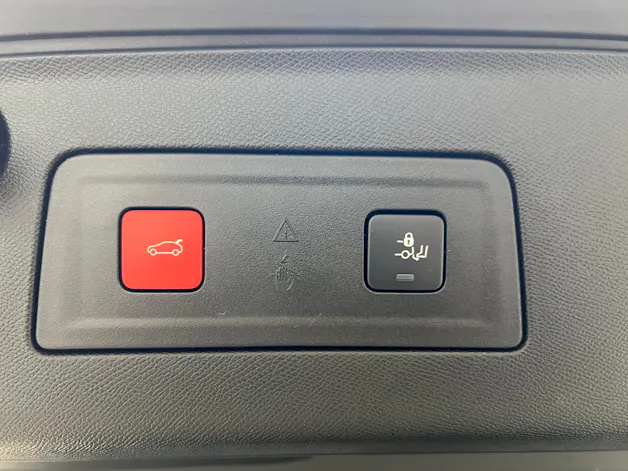 Peugeot 508 SW 1.6 Plug-in Hybrid GT / ab 3,99% Leasing bei Abschluss einer Protect Autoversicherung