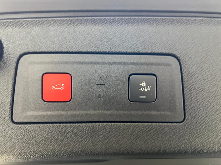 Vehicle image PEUGEOT 508