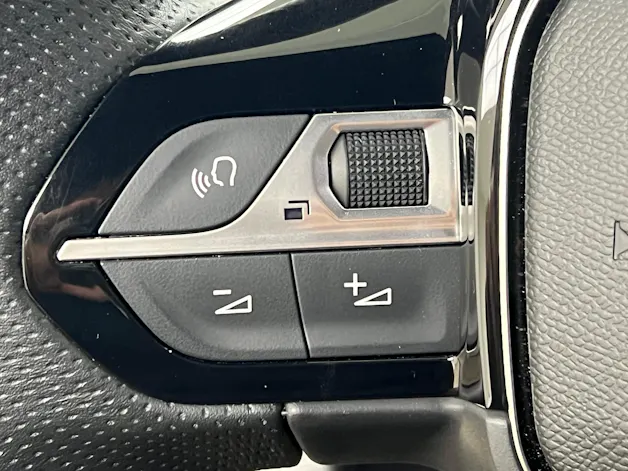 Peugeot 508 SW 1.6 Plug-in Hybrid GT / ab 3,99% Leasing bei Abschluss einer Protect Autoversicherung