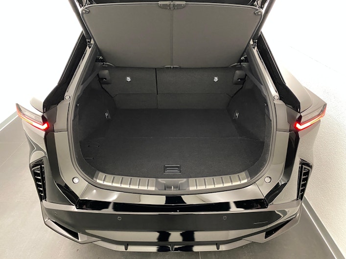 Vehicle image LEXUS RZ