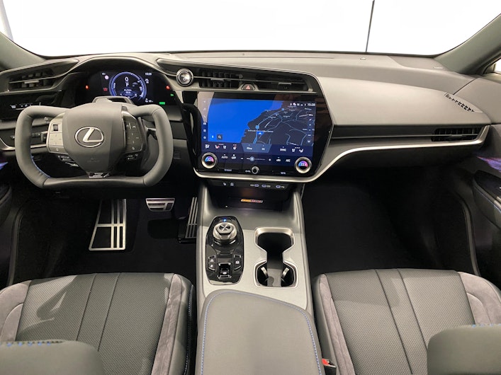 Vehicle image LEXUS RZ