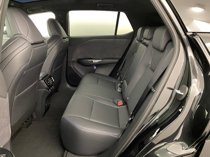 Vehicle image LEXUS RZ