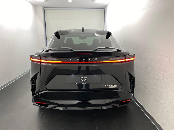 Vehicle image LEXUS RZ