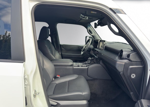 Vehicle image 14 Vehicle image 14