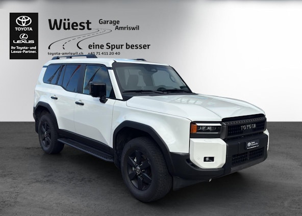 Vehicle image 6 Vehicle image 6