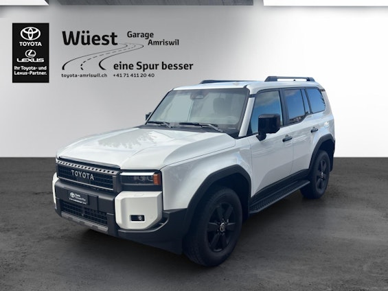 First vehicle image First vehicle image