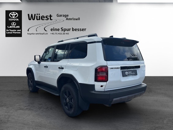 Vehicle image 2 Vehicle image 2