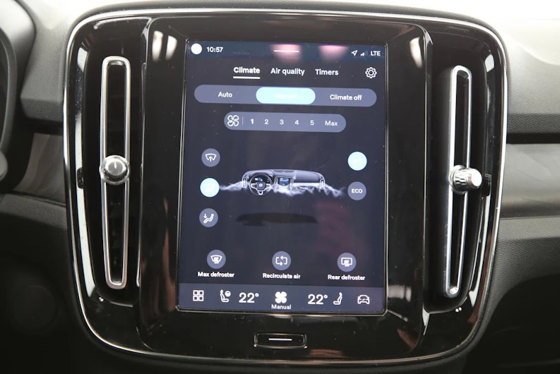 image du véhicule VOLVO XC40