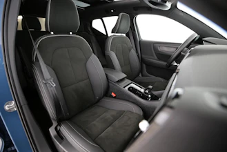 https://vehicle.imgix.net/4003797/85456192-0e77-4c09-9582-84c5c1865b9a.jpg
