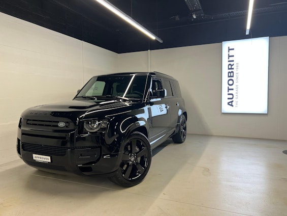 First vehicle image