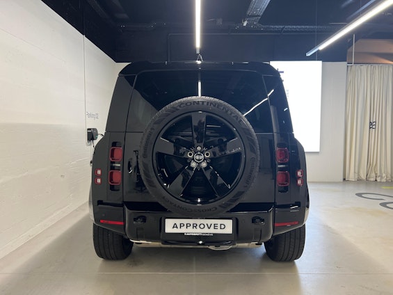Vehicle image 8