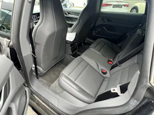 Porsche Taycan 4 Cross Turismo
